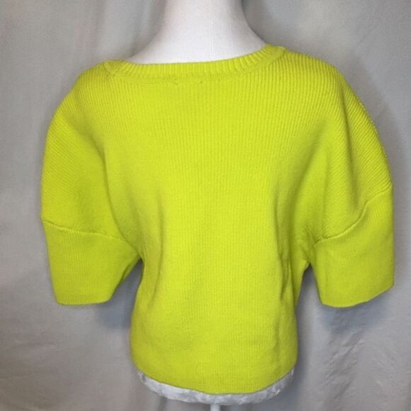 Express Neon Green Crew Neck Short Sleeve Boxy Sweater Womens Stylish - Picture 3 of 5